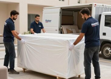 شركة نقل عفش من جدة إلى نجران - فريق عمل محترف يقوم بتغليف ونقل الأثاث